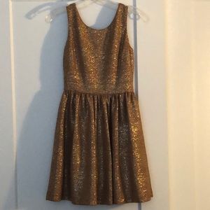 Hailey Logan by Adrianna Papell dress✨